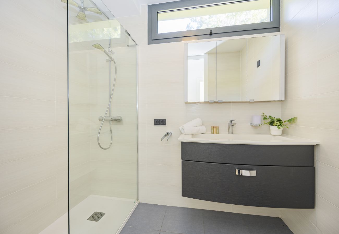 Villa in Alcudia - Villa Alya by BeBreeze