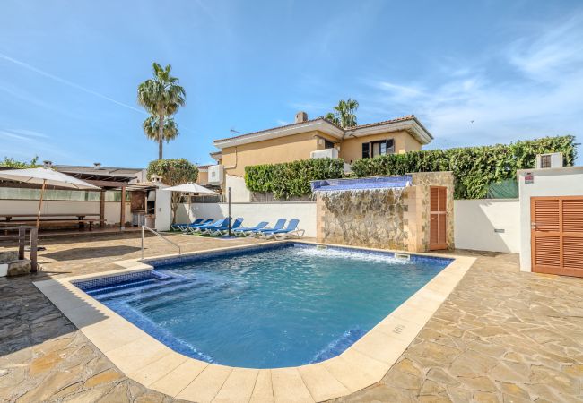 Villa/Dettached house in Platja de Muro - Villa Pons Paradise
