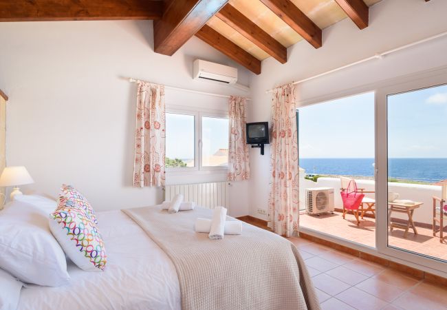 Вилла на Cap d´Artruix - Villa privada en Cap d'artrutx con piscina privada,Wifi gratis, AC en habitación principal Вилла на Cap d´Artruix - Villa privada en Cap d'artrutx con piscina privada,Wifi gratis, AC en habitación principal