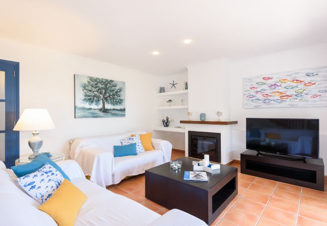 Вилла на Cap d´Artruix - Villa privada en Cap d'artrutx con piscina privada,Wifi gratis, AC en habitación principal Вилла на Cap d´Artruix - Villa privada en Cap d'artrutx con piscina privada,Wifi gratis, AC en habitación principal