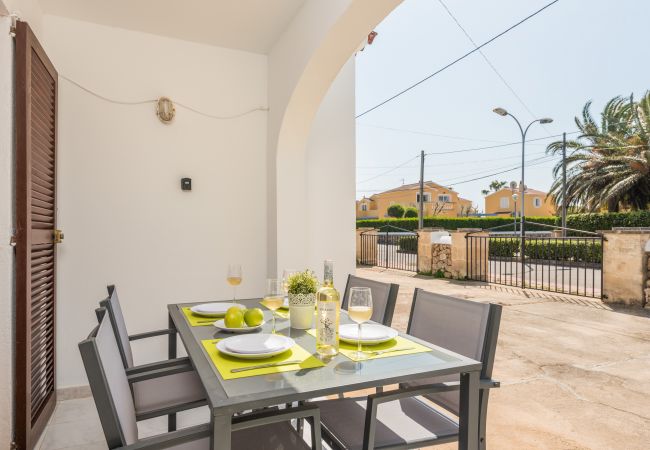 Апартаменты на Cala Blanca - Apartamento tipo duplex con piscina y barbacoa comunitaria. Апартаменты на Cala Blanca - Apartamento tipo duplex con piscina y barbacoa comunitaria.