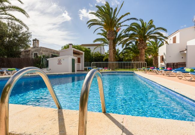 Апартаменты на Cala Blanca - Apartamento con piscina y barbacoa comunitaria, a 5 minutos de la Cala Santandria Апартаменты на Cala Blanca - Apartamento con piscina y barbacoa comunitaria, a 5 minutos de la Cala Santandria