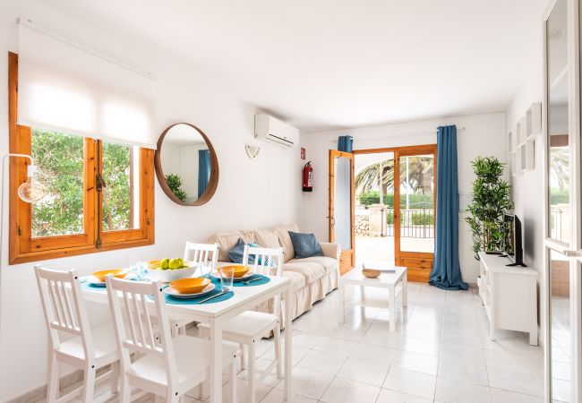 Апартаменты на Cala Blanca - Apartamento con piscina y barbacoa comunitaria, a 5 minutos de la Cala Santandria Апартаменты на Cala Blanca - Apartamento con piscina y barbacoa comunitaria, a 5 minutos de la Cala Santandria