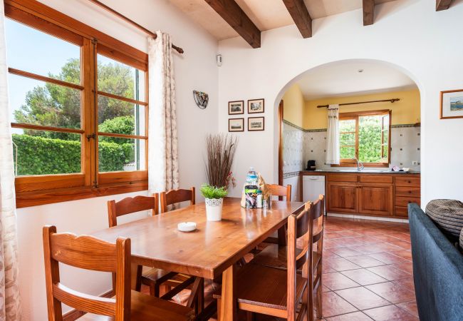 Вилла на Cala Blanca - Villa Perfecta! Piscina privada, Barbacoa, Aire Acon, Wifi !!!! Вилла на Cala Blanca - Villa Perfecta! Piscina privada, Barbacoa, Aire Acon, Wifi !!!!