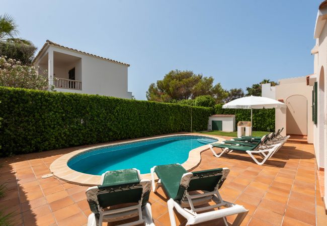 Вилла на Cala Blanca - Villa Perfecta! Piscina privada, Barbacoa, Aire Acon, Wifi !!!! Вилла на Cala Blanca - Villa Perfecta! Piscina privada, Barbacoa, Aire Acon, Wifi !!!!