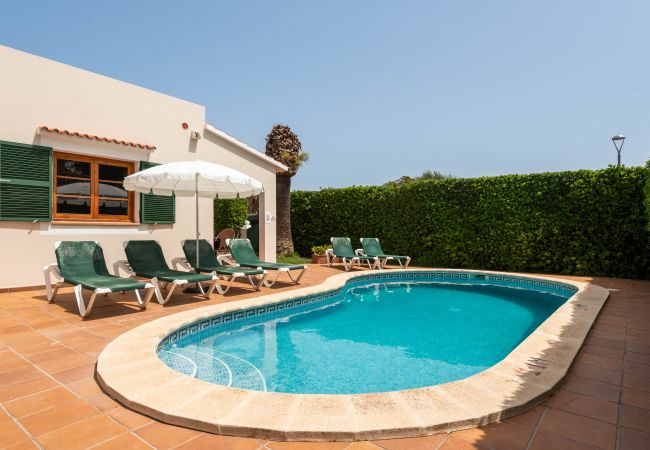 Вилла на Cala Blanca - Villa Perfecta! Piscina privada, Barbacoa, Aire Acon, Wifi !!!! Вилла на Cala Blanca - Villa Perfecta! Piscina privada, Barbacoa, Aire Acon, Wifi !!!!