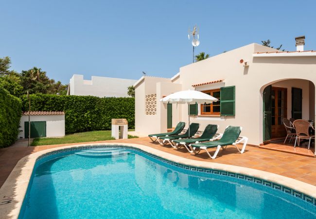 Вилла на Cala Blanca - Villa Perfecta! Piscina privada, Barbacoa, Aire Acon, Wifi !!!! Вилла на Cala Blanca - Villa Perfecta! Piscina privada, Barbacoa, Aire Acon, Wifi !!!!