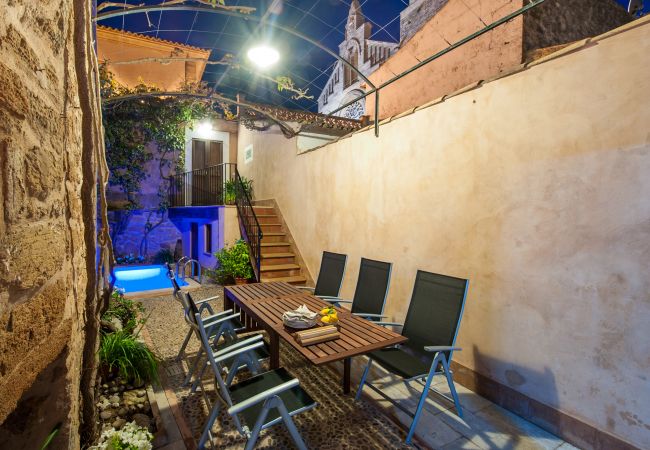 Дом на Alcúdia - Casa with pool Ca Na Blanca Дом на Alcúdia - Casa with pool Ca Na Blanca