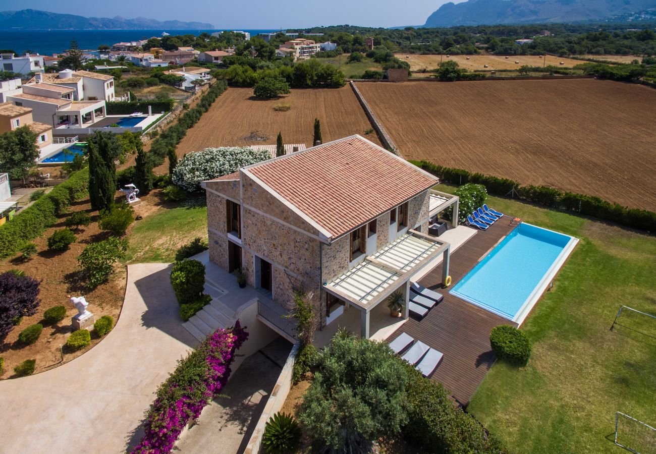 Вилла на Алькудия / Alcudia - Villa Barcares Gran