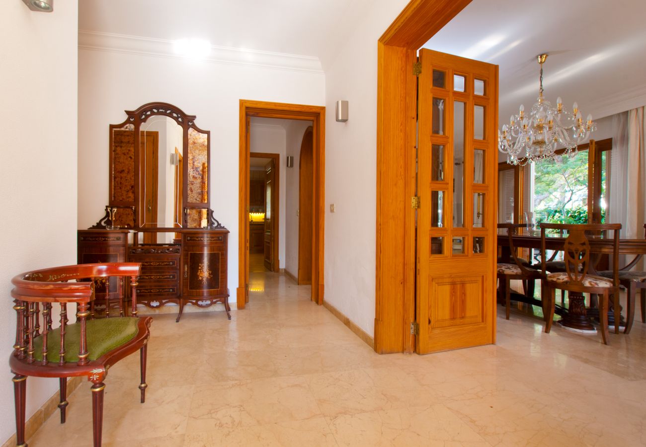 Вилла на Алькудия / Alcudia - Villa Manresa