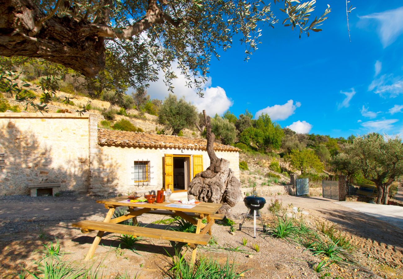 Вилла на Mancor de la Vall - Finca Mancor Pool and Views Вилла на Mancor de la Vall - Finca Mancor Pool and Views