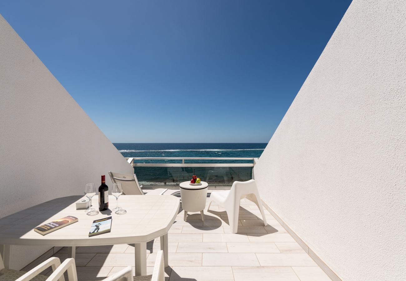 Квартира-студия на Лас Пальмас де Гран Канариа / Las Palmas de Gran Canaria - Great terrace sea views By CanariasGetaway 