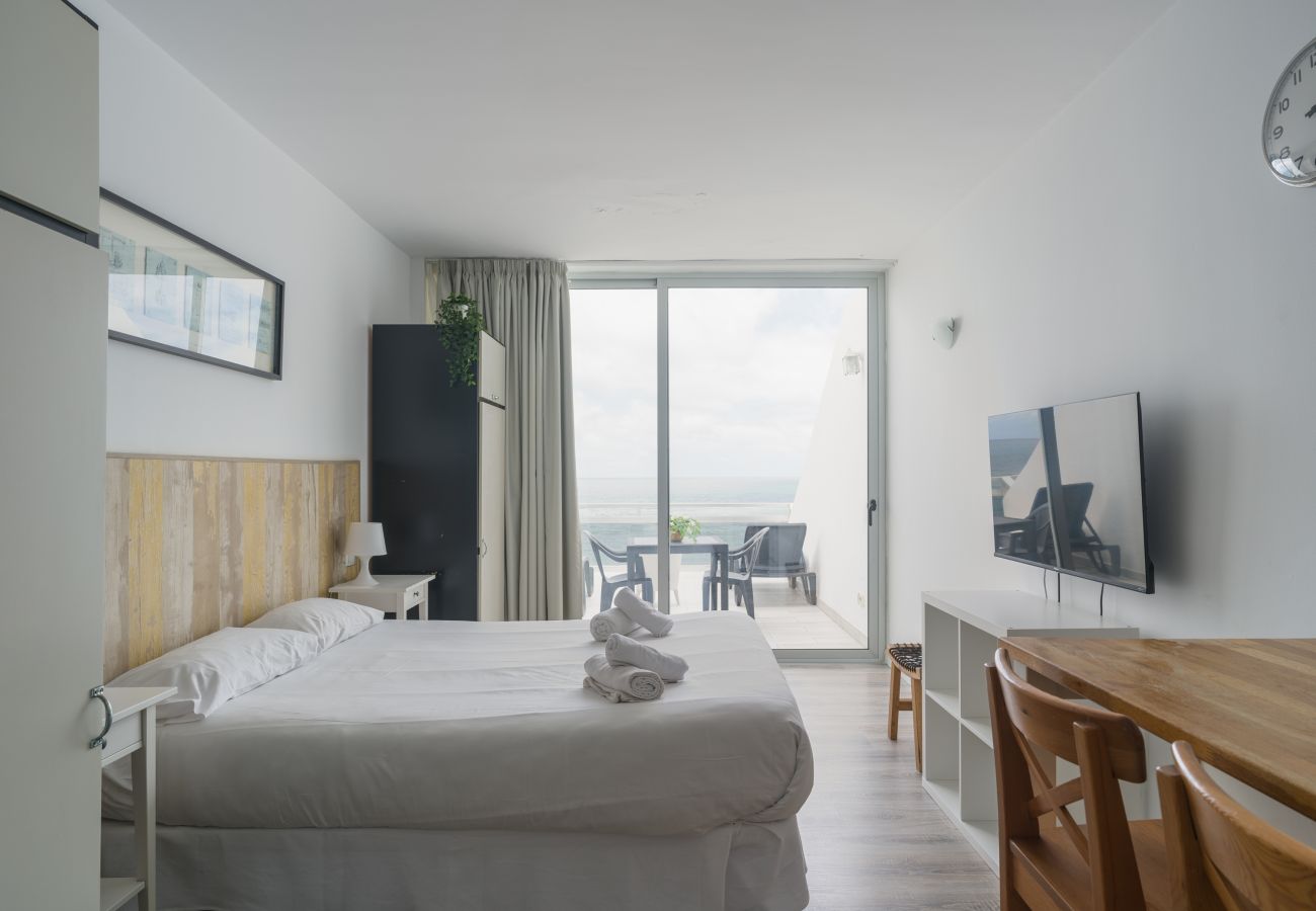 Квартира-студия на Лас Пальмас де Гран Канариа / Las Palmas de Gran Canaria - Great terrace sea views By CanariasGetaway 