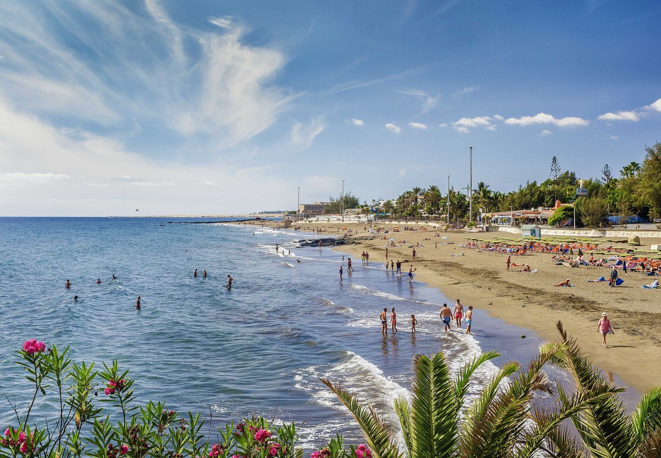 Апартаменты на San Bartolomé de Tirajana - Las Adelfas South Beach 5 by CanariasGetaway