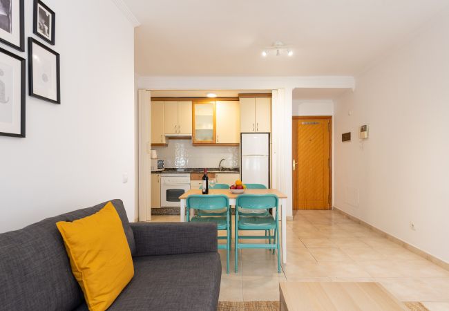 Дом на Las Palmas de Gran Canaria - Surf Beach Canteras & Parking By CanariasGetaway  Дом на Las Palmas de Gran Canaria - Surf Beach Canteras & Parking By CanariasGetaway