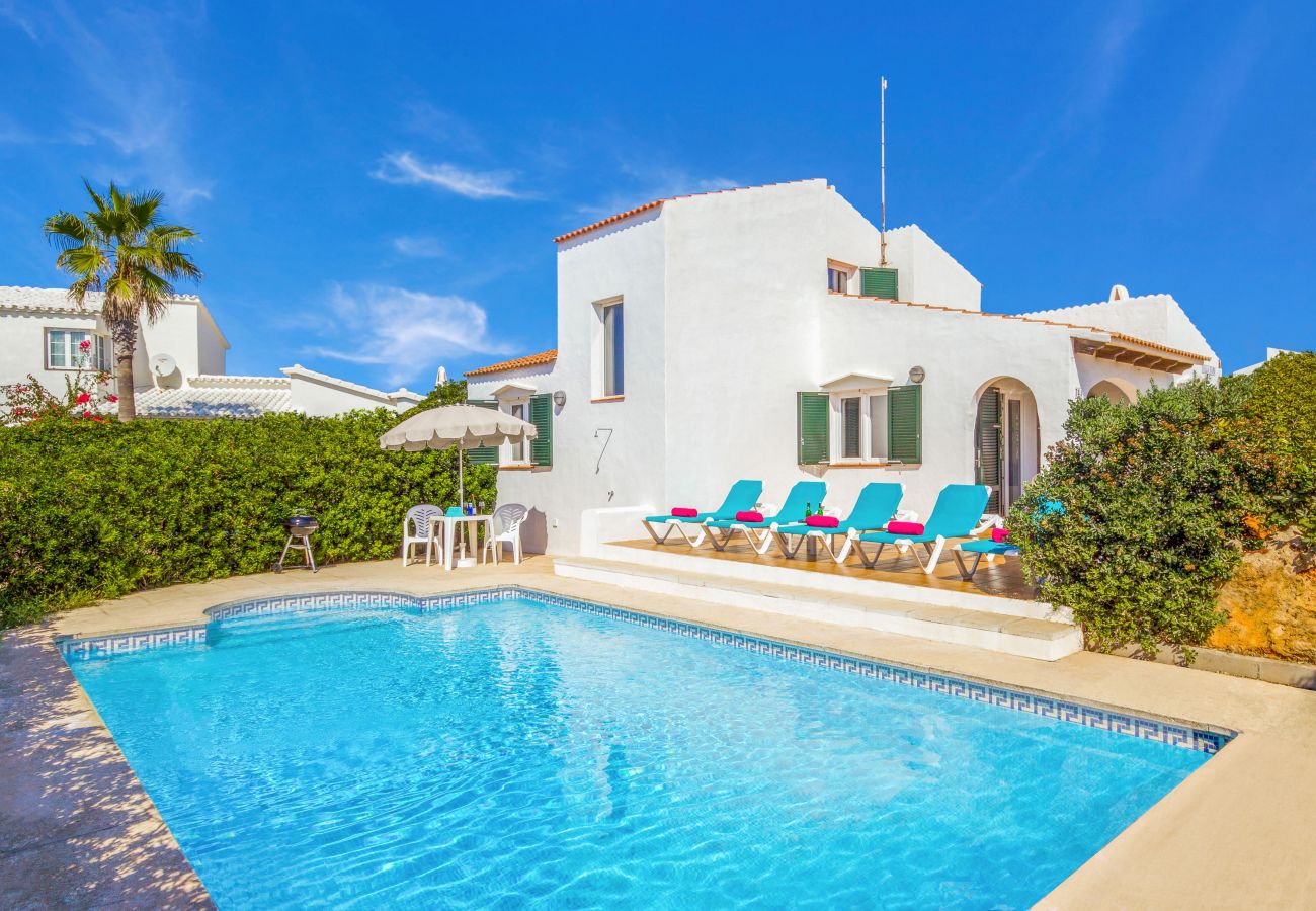 Вилла на Cap d´Artruix - VILLA FARO