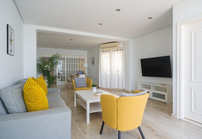 Дом на Лас Пальмас де Гран Канариа / Las Palmas de Gran Canaria - Awesome beachfront terrace By CanariasGetaway   Дом на Лас Пальмас де Гран Канариа / Las Palmas de Gran Canaria - Awesome beachfront terrace By CanariasGetaway