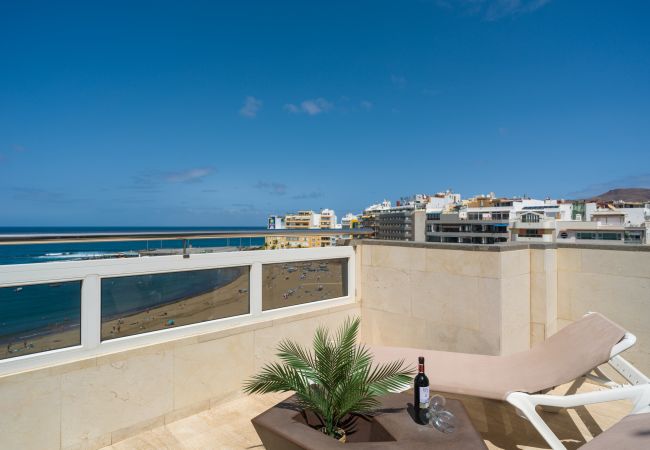 Дом на Лас Пальмас де Гран Канариа / Las Palmas de Gran Canaria - Awesome beachfront terrace By CanariasGetaway   Дом на Лас Пальмас де Гран Канариа / Las Palmas de Gran Canaria - Awesome beachfront terrace By CanariasGetaway