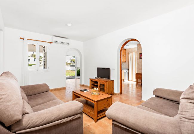 Вилла на Cala Blanca - VILLA BINISARET 1 Вилла на Cala Blanca - VILLA BINISARET 1