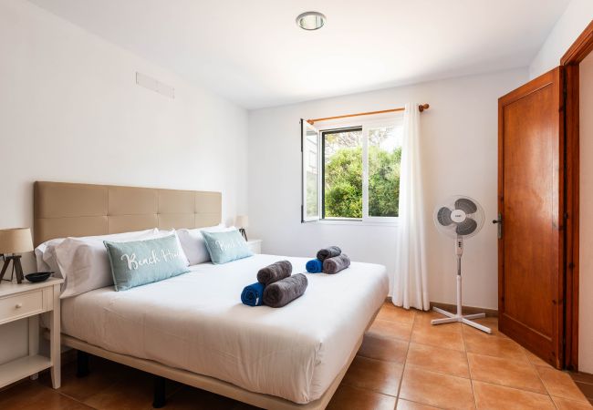 Вилла на Cala Blanca - VILLA BINISARET 1 Вилла на Cala Blanca - VILLA BINISARET 1