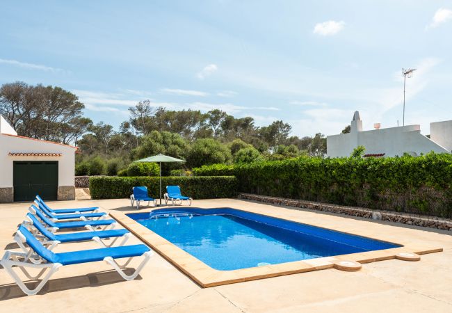 Вилла на Cala Blanca - VILLA BINISARET 1 Вилла на Cala Blanca - VILLA BINISARET 1