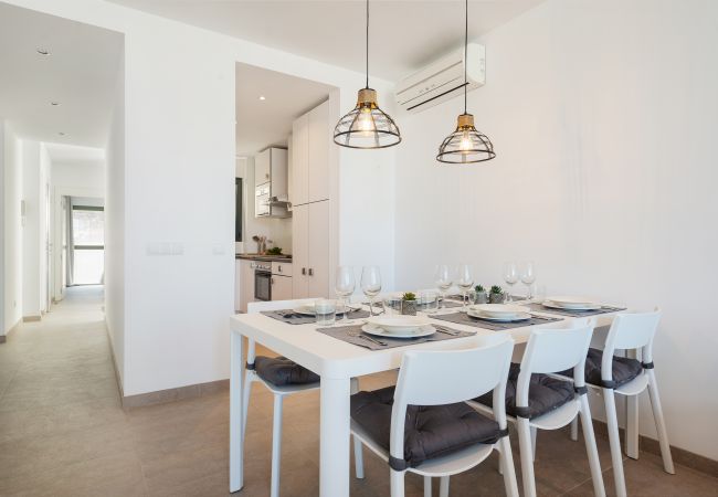 Апартаменты на Cala Sant Vicenç - Mirador Blue Attic L Апартаменты на Cala Sant Vicenç - Mirador Blue Attic L