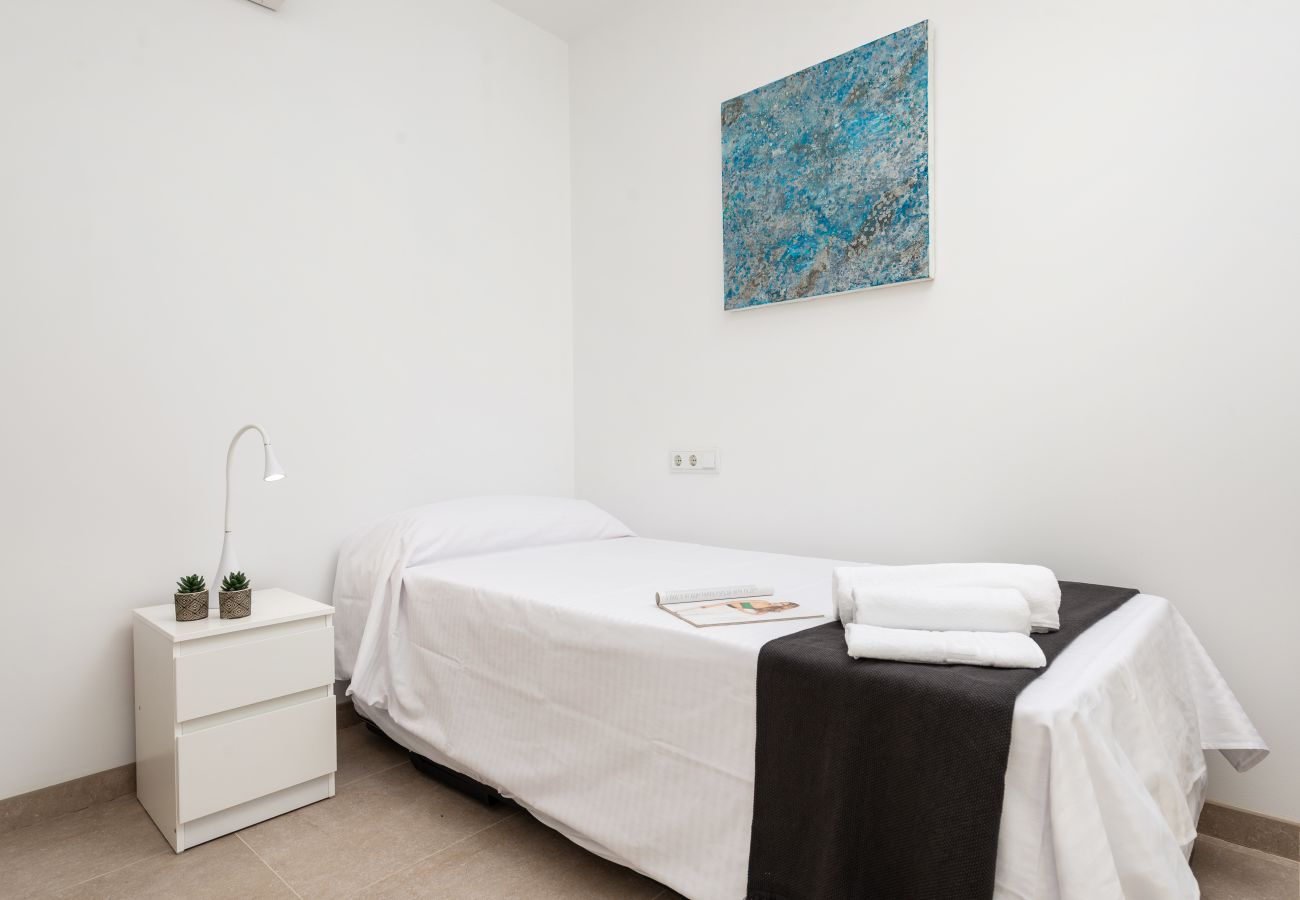 Апартаменты на Cala Sant Vicenç - Mirador Blue Attic L