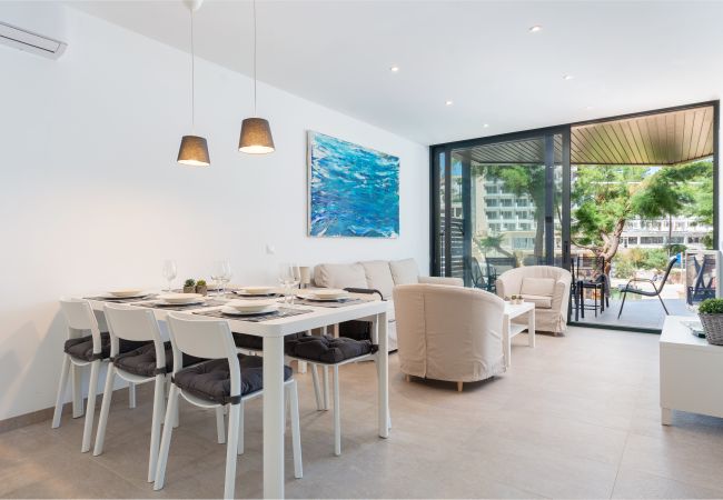 Апартаменты на Cala Sant Vicenç - Mirador Blue Garden F Апартаменты на Cala Sant Vicenç - Mirador Blue Garden F