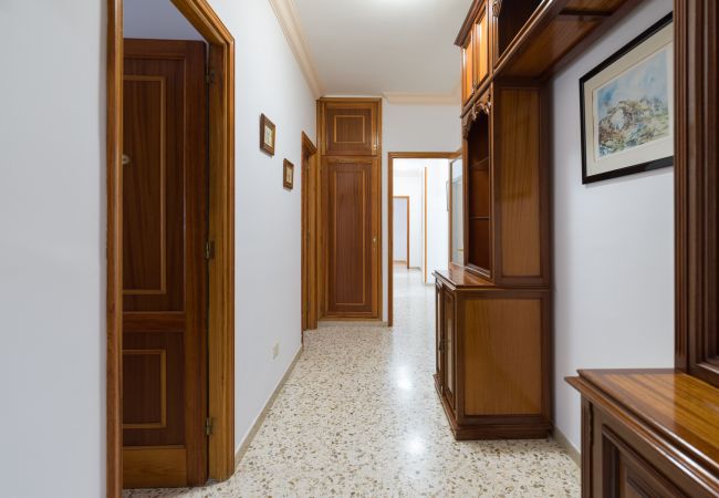 Дом на Las Palmas de Gran Canaria - Huge Balcony over Las Canteras By CanariasGetaway  Дом на Las Palmas de Gran Canaria - Huge Balcony over Las Canteras By CanariasGetaway