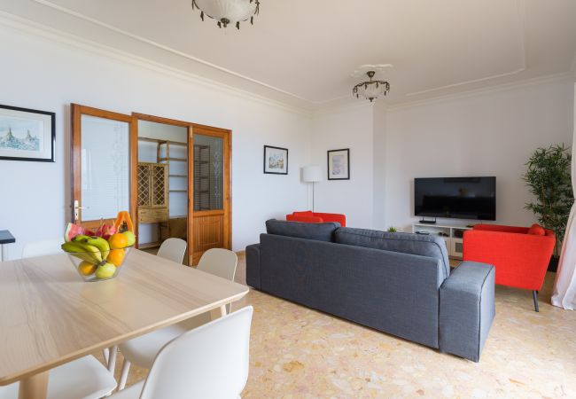 Дом на Las Palmas de Gran Canaria - Huge Balcony over Las Canteras By CanariasGetaway  Дом на Las Palmas de Gran Canaria - Huge Balcony over Las Canteras By CanariasGetaway