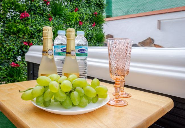Дом на Moya - Mari House With Jacuzzi and BBQ by CanariasGetaway Дом на Moya - Mari House With Jacuzzi and BBQ by CanariasGetaway