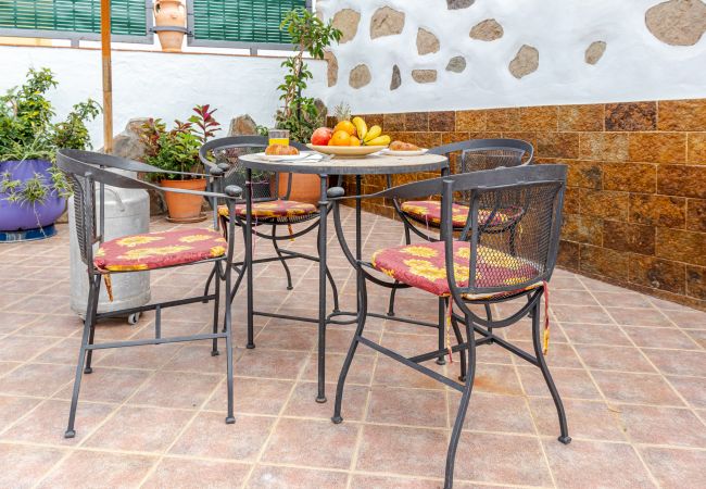 Дом на Moya - Mari House With Jacuzzi and BBQ by CanariasGetaway Дом на Moya - Mari House With Jacuzzi and BBQ by CanariasGetaway