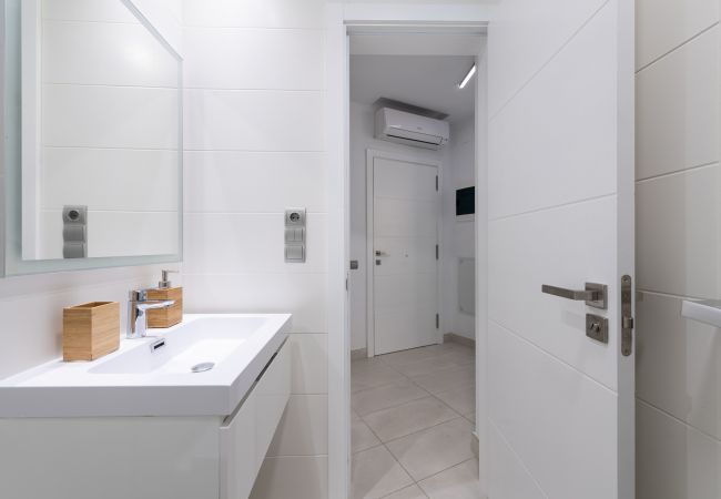 Квартира-студия на Las Palmas de Gran Canaria - Edison Building 204 By CanariasGetaway  Квартира-студия на Las Palmas de Gran Canaria - Edison Building 204 By CanariasGetaway