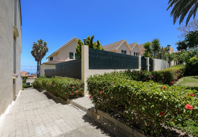 Дом на Santa Brígida - House with cozy garden BBQ  Дом на Santa Brígida - House with cozy garden BBQ