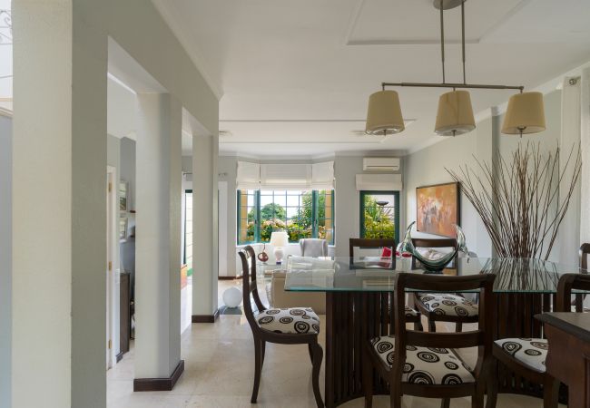 Дом на Santa Brígida - House with cozy garden BBQ  Дом на Santa Brígida - House with cozy garden BBQ