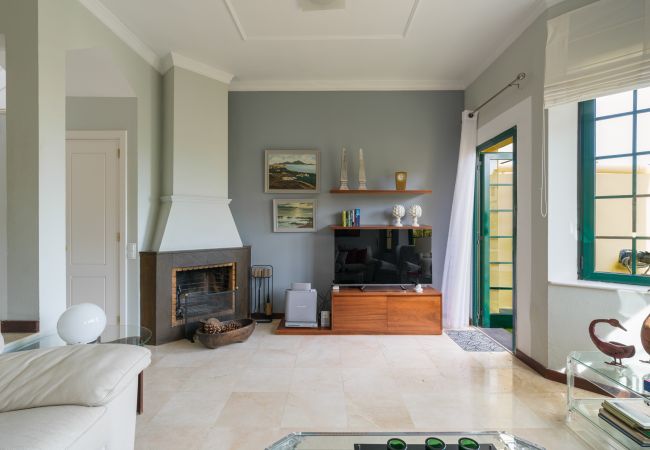 Дом на Santa Brígida - House with cozy garden BBQ  Дом на Santa Brígida - House with cozy garden BBQ