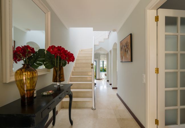 Дом на Santa Brígida - House with cozy garden BBQ  Дом на Santa Brígida - House with cozy garden BBQ