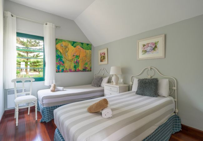 Дом на Santa Brígida - House with cozy garden BBQ  Дом на Santa Brígida - House with cozy garden BBQ