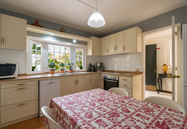 Дом на Santa Brígida - House with cozy garden BBQ  Дом на Santa Brígida - House with cozy garden BBQ