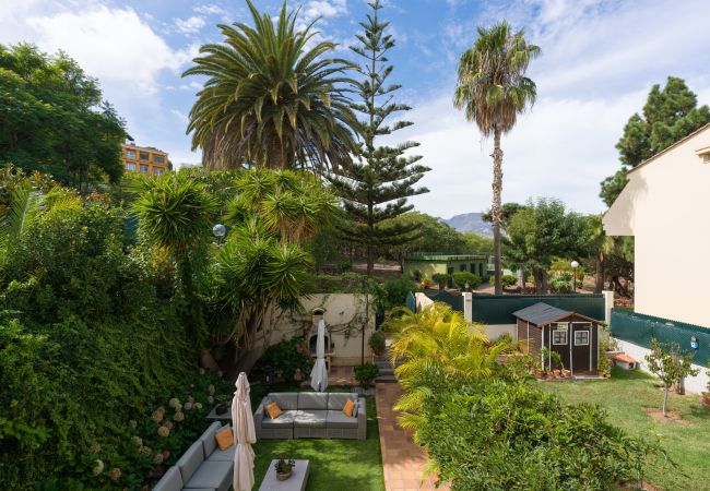 Дом на Santa Brígida - House with cozy garden BBQ  Дом на Santa Brígida - House with cozy garden BBQ