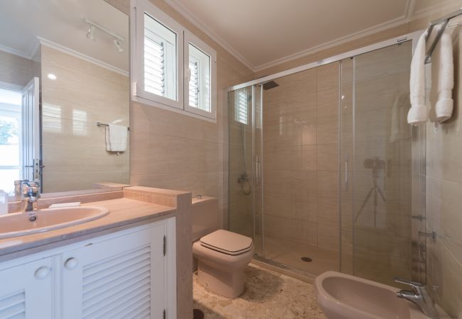 Шале на San Bartolomé de Tirajana - Piscina privada y espectacular zona de barbacoa Шале на San Bartolomé de Tirajana - Piscina privada y espectacular zona de barbacoa