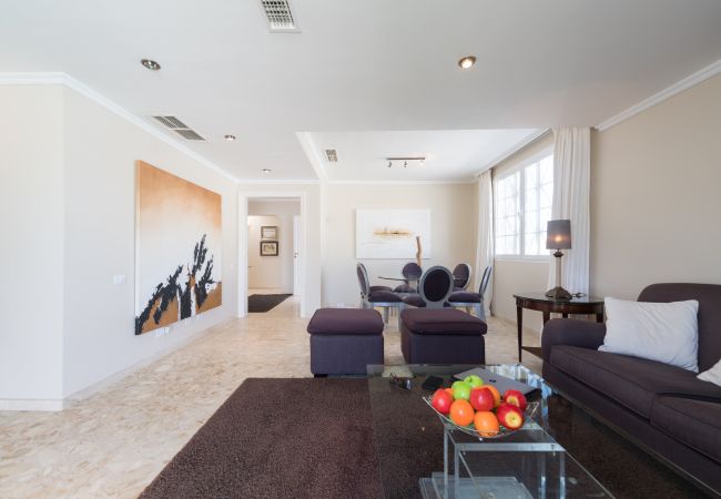 Шале на San Bartolomé de Tirajana - Piscina privada y espectacular zona de barbacoa Шале на San Bartolomé de Tirajana - Piscina privada y espectacular zona de barbacoa