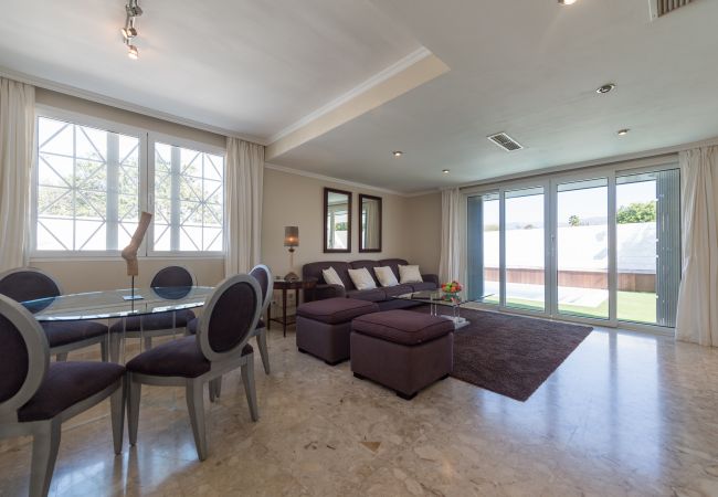 Шале на San Bartolomé de Tirajana - Piscina privada y espectacular zona de barbacoa Шале на San Bartolomé de Tirajana - Piscina privada y espectacular zona de barbacoa