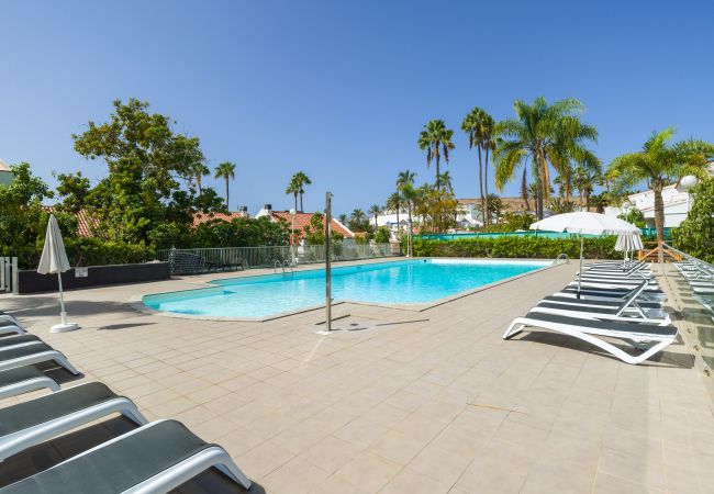 Дом на San Bartolomé de Tirajana - Pasito Blanco, piscina y playa a posos pasos Дом на San Bartolomé de Tirajana - Pasito Blanco, piscina y playa a posos pasos