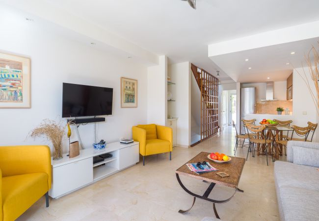 Дом на San Bartolomé de Tirajana - Pasito Blanco, piscina y playa a posos pasos Дом на San Bartolomé de Tirajana - Pasito Blanco, piscina y playa a posos pasos