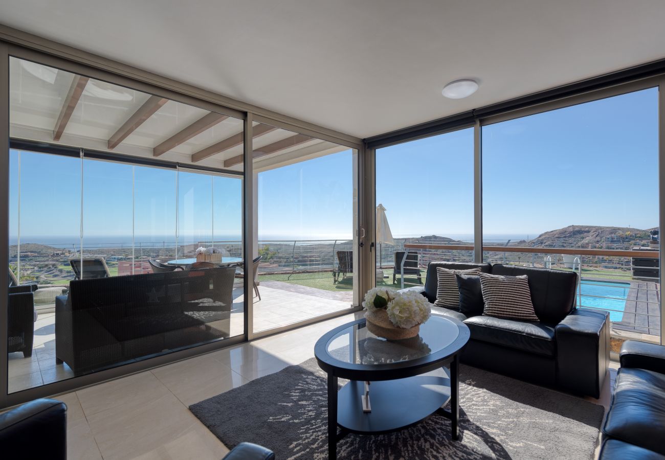 Вилла на San Bartolomé de Tirajana - Espectacular villa con piscina privada, vistas al mar, barbacoa y entorno de relax