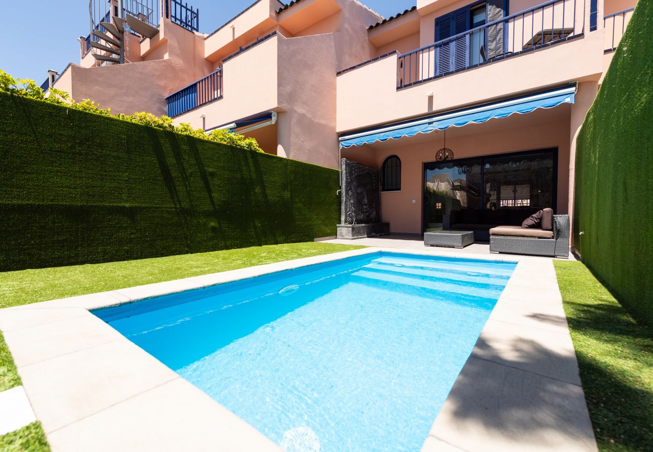 Апартаменты на Maspalomas - Meloneras private pool close to the beach