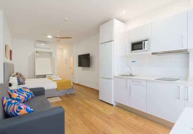 Квартира-студия на Las Palmas de Gran Canaria - OK Las Canteras 5B by CanariasGetaway Квартира-студия на Las Palmas de Gran Canaria - OK Las Canteras 5B by CanariasGetaway