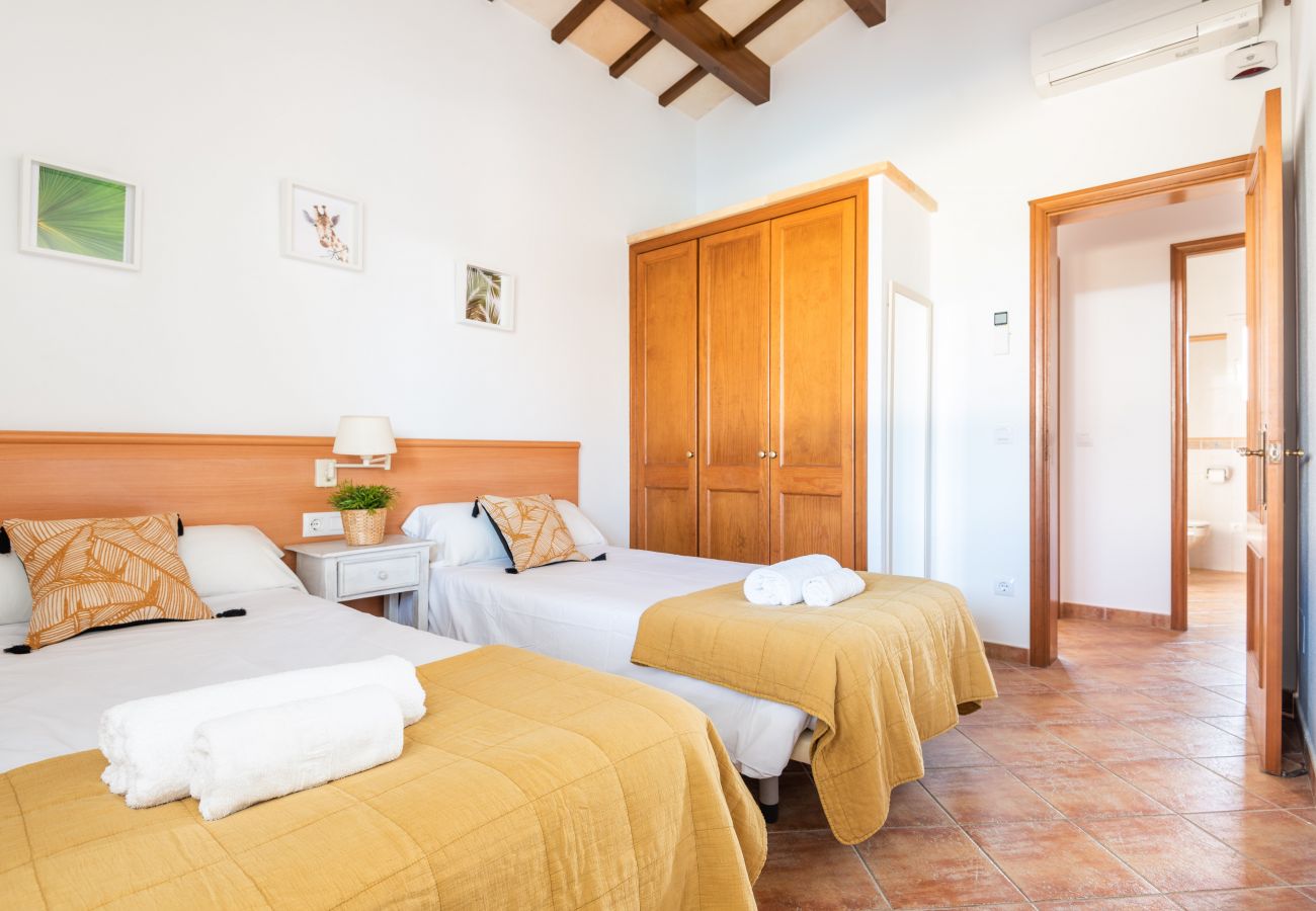 Вилла на Cap d´Artruix - Villa Lirio 