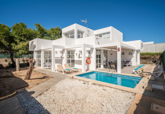 Шале на Can Picafort - Villa Savina